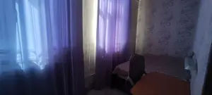 Продается 1-комнатная квартира − 42 м²