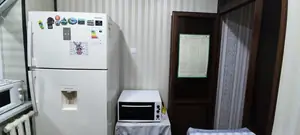 4 xonali kvartira sotiladi − 98 m²