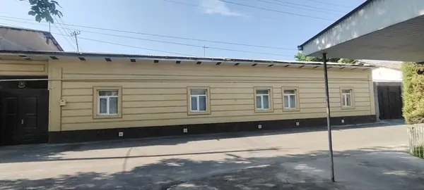 1-этажный дом − 17 м², 17 сот.