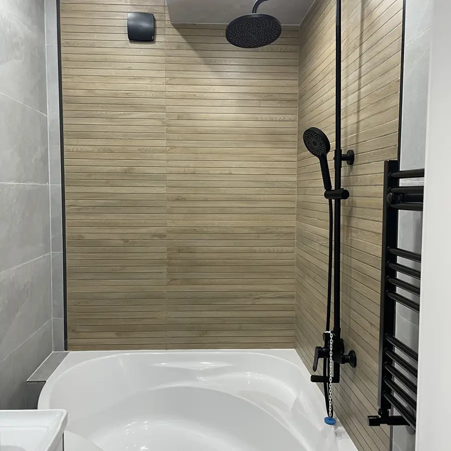 3 xonali kvartira sotiladi − 87 m²
