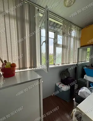 Продается 3-комнатная квартира − 60 м²