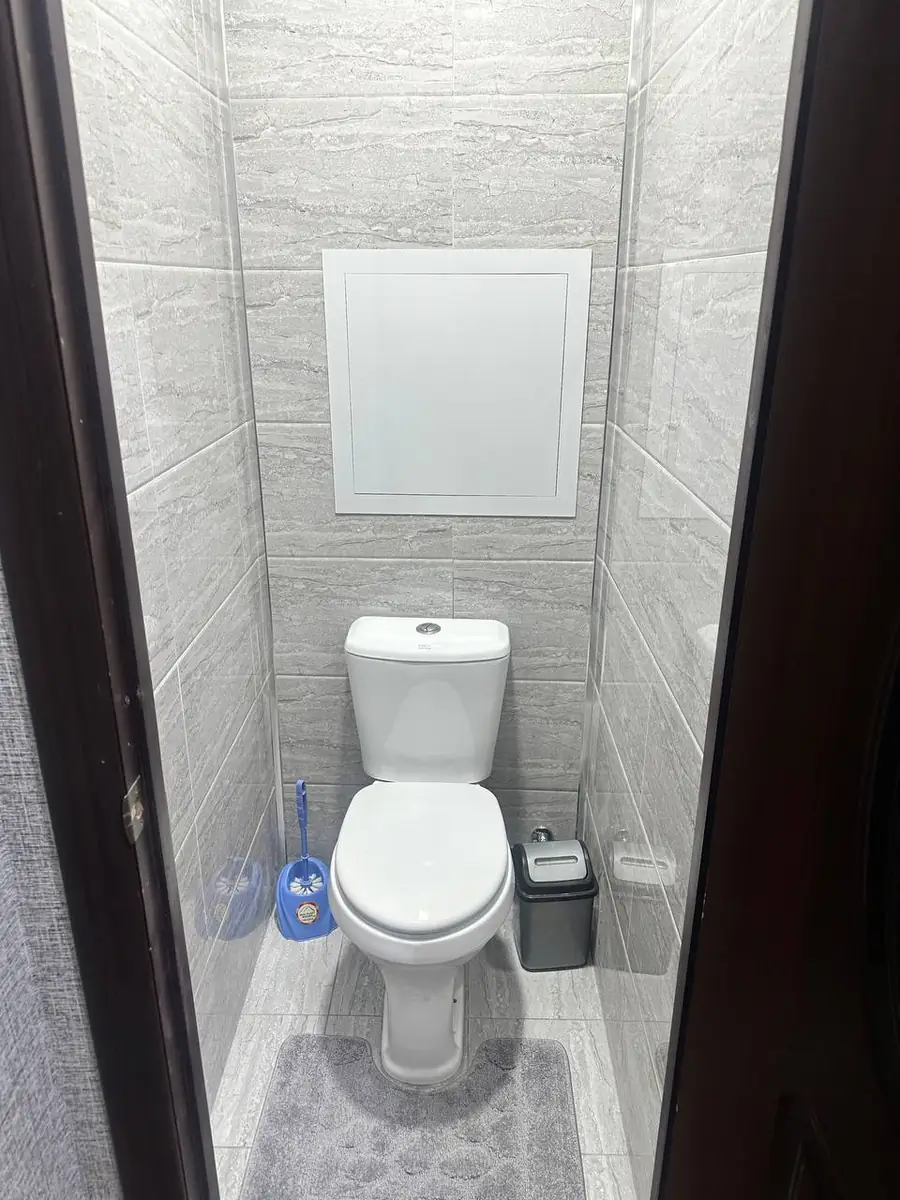 2 xonali kvartira sotiladi − 50 m²