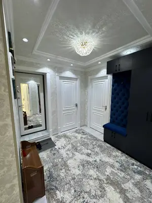 Продается 4-комнатная квартира − 76 м²