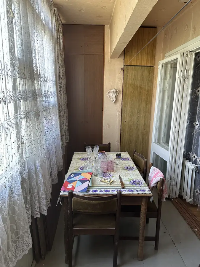 Продается 2-комнатная квартира − 59 м²
