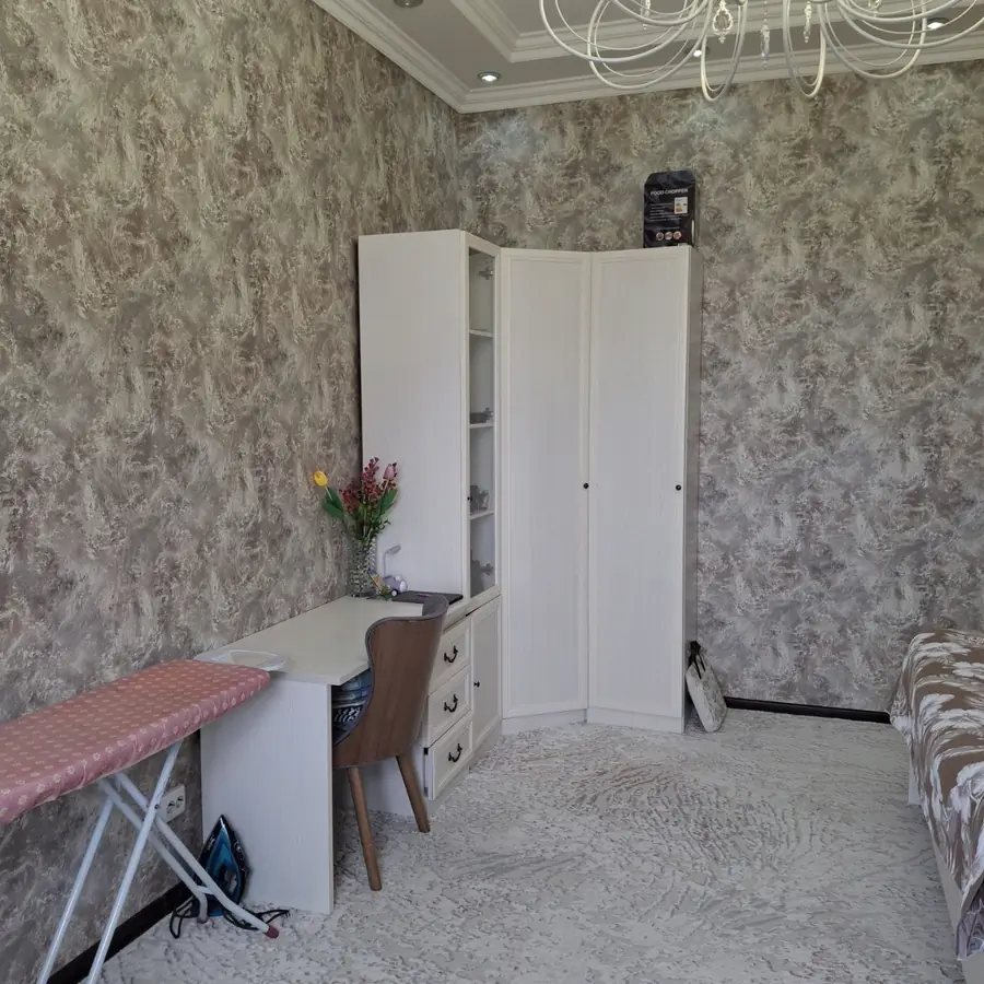 2 xonali kvartira sotiladi − 65 m²