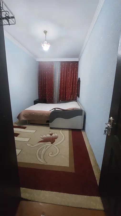 2 xonali kvartira sotiladi − 49 m²