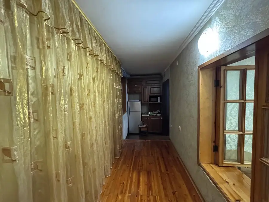 Продается Более 5-комнатная квартира − 108 м²