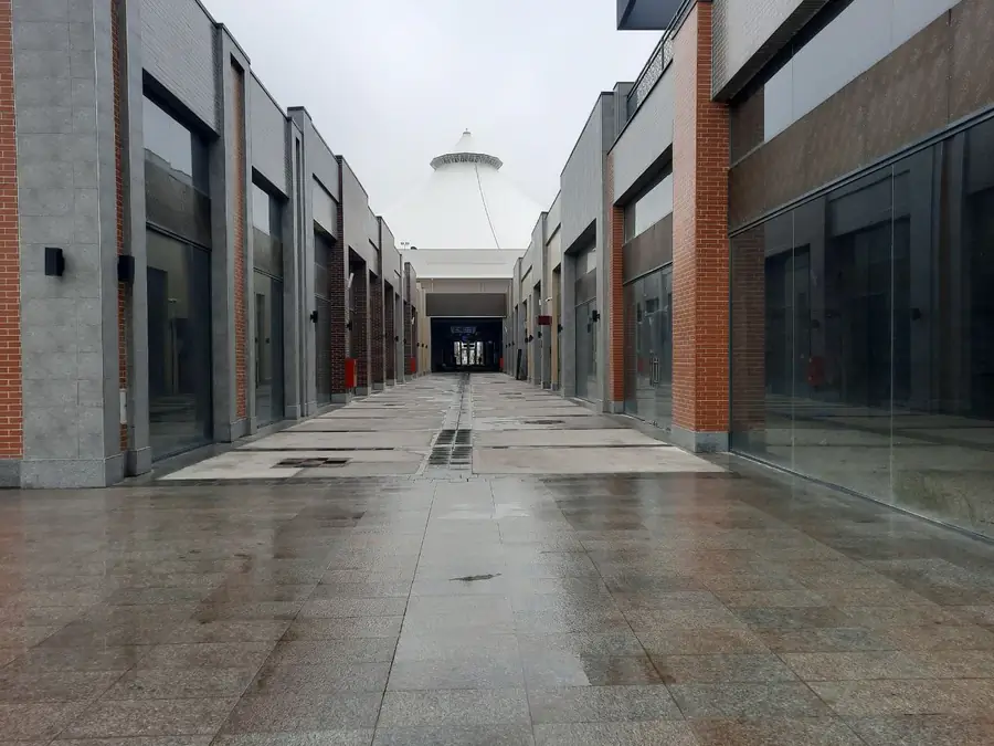 Savdo-sotiq maydoni − 60 m², 1/1 qavat