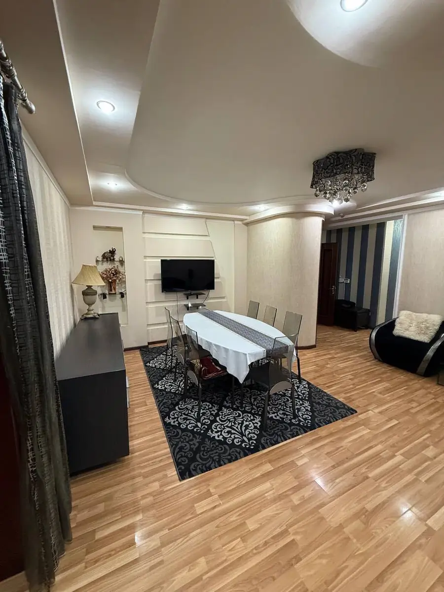 Ijaraga 3 xonali kvartira − 80 m²