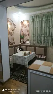2-комнатная квартира − 57 м², 4/5 этаж