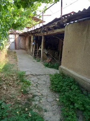 1 qavatli uy sotiladi − 180 m²