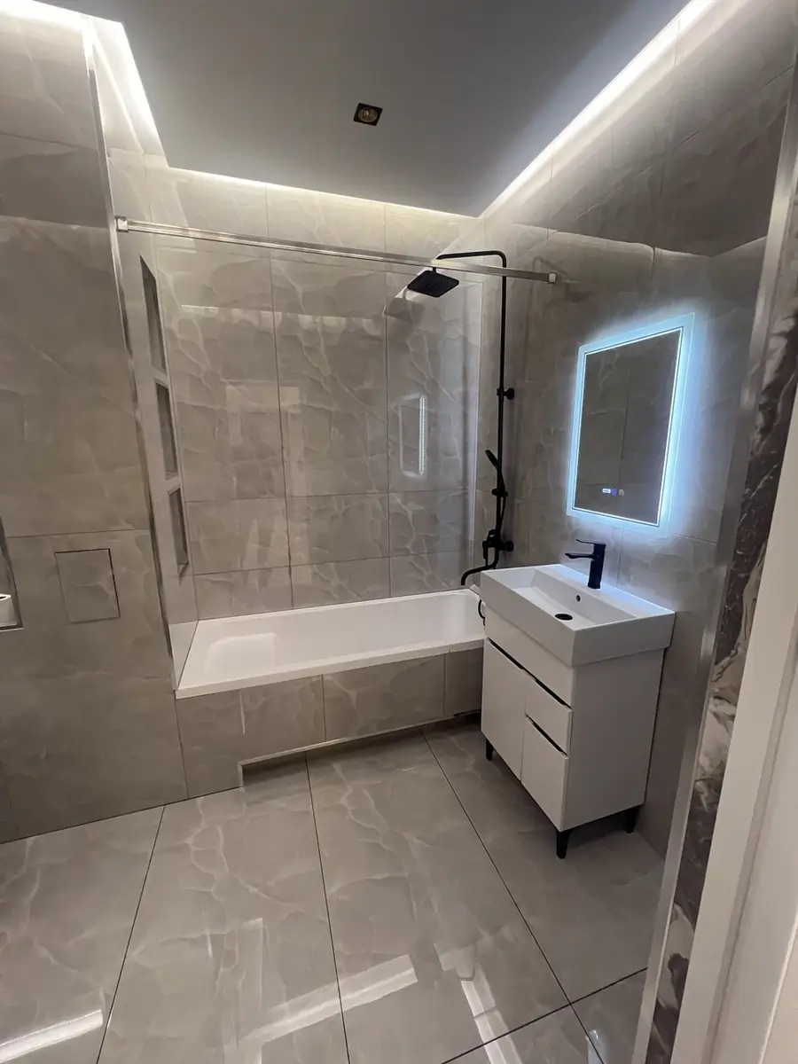 Продается 3-комнатная квартира − 74 м²