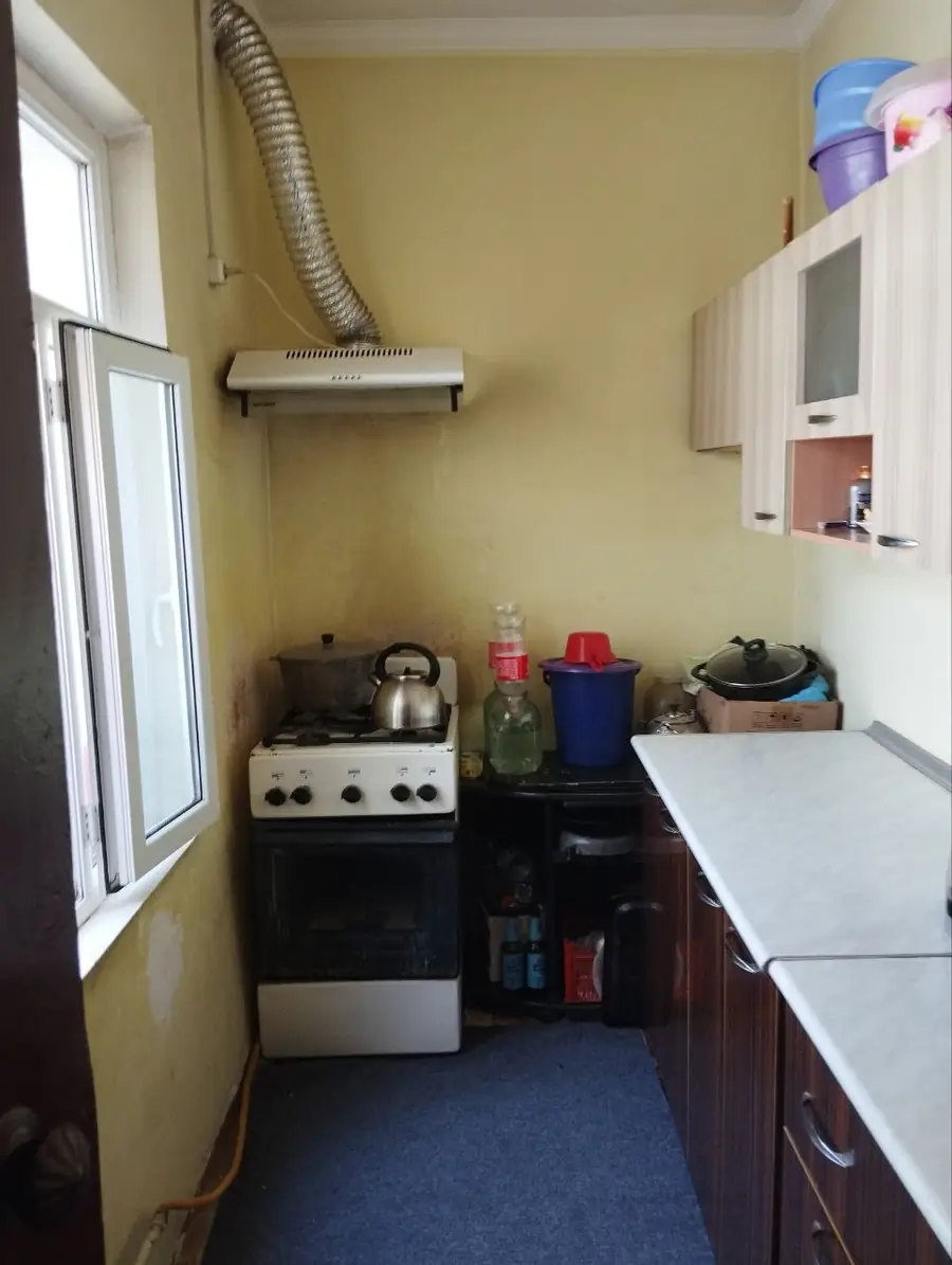 3 xonali kvartira sotiladi − 84 m²