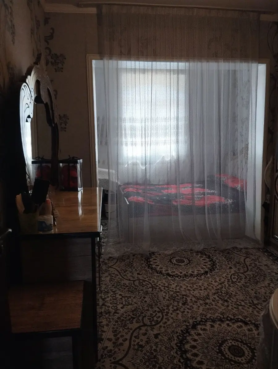 3-комнатная квартира − 84 м², 9/9 этаж