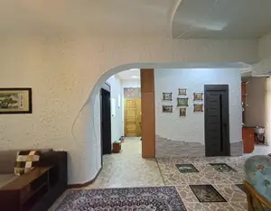 3-комнатная квартира − 81 м², 4/4 этаж