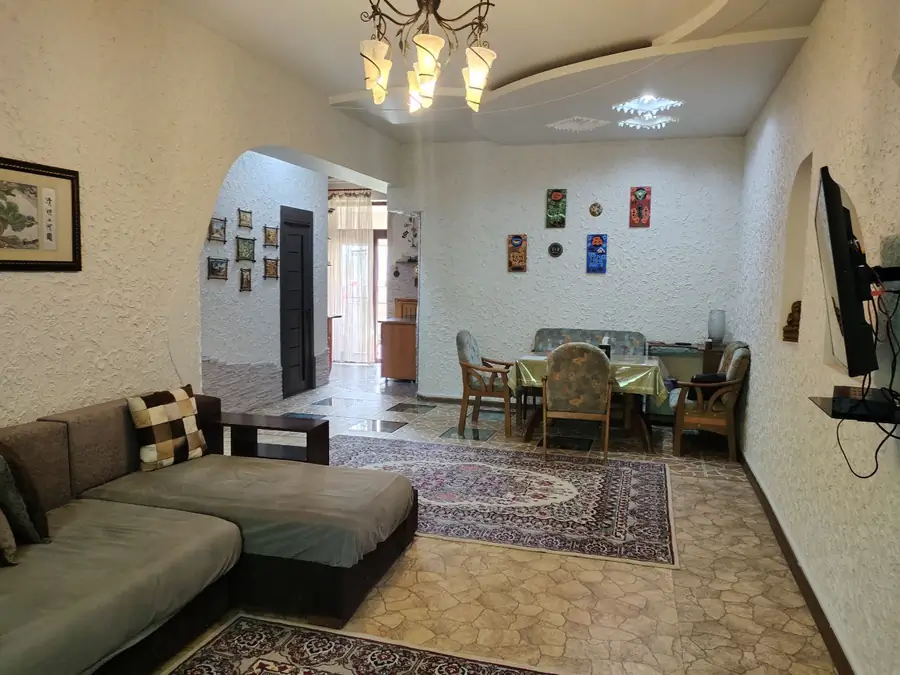 3-комнатная квартира − 81 м², 4/4 этаж