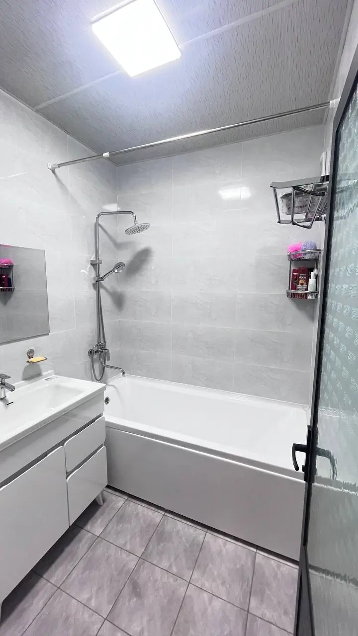 3 xonali kvartira sotiladi − 78 m²