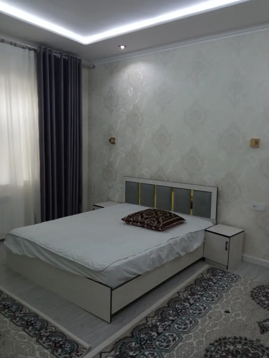 Продается 2-этажный дом − 797 м²
