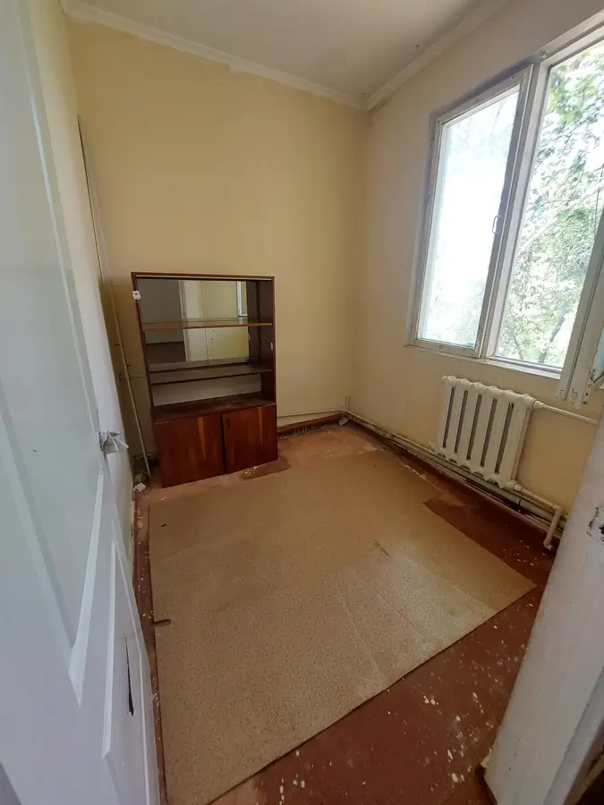 2-комнатная квартира − 50 м², 4/4 этаж