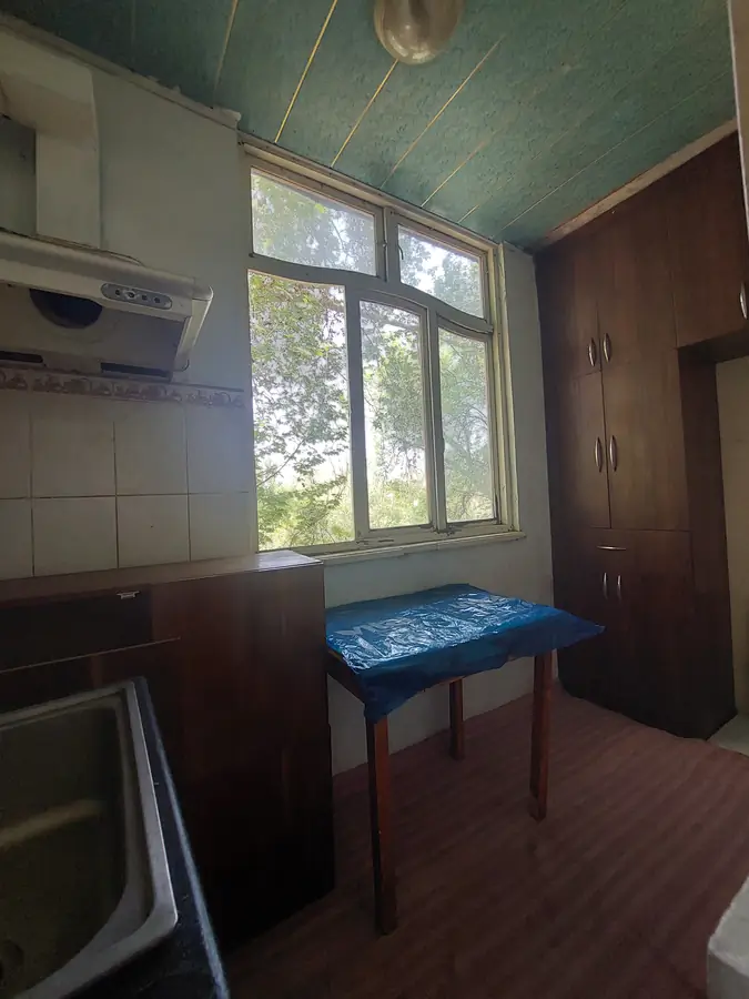 2-комнатная квартира − 50 м², 4/4 этаж