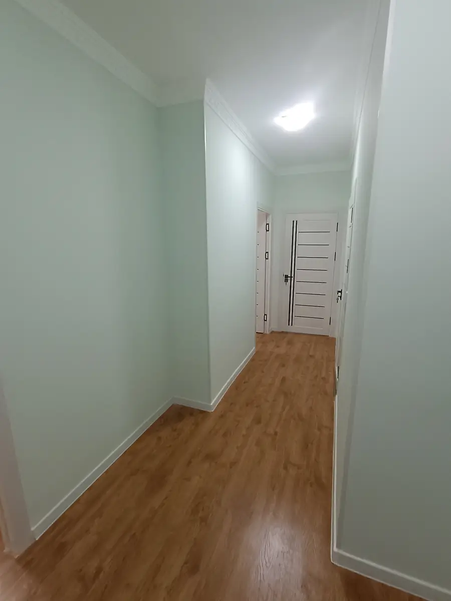 2 xonali kvartira sotiladi − 53.5 m²