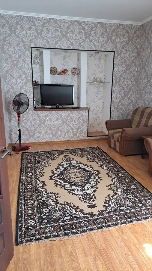 2-комнатная квартира − 57 м², 4/5 этаж