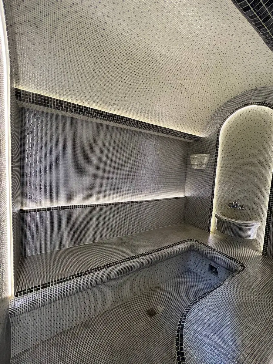 2 qavatli uy sotiladi − 650 m²