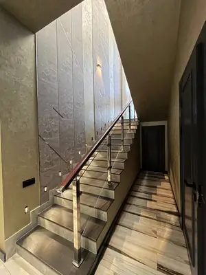 2 qavatli uy sotiladi − 650 m²