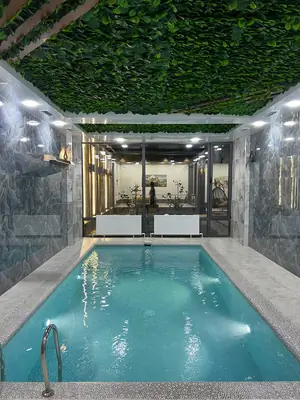 2 qavatli uy sotiladi − 650 m²