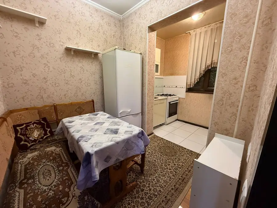 Продается 2-комнатная квартира − 50 м²