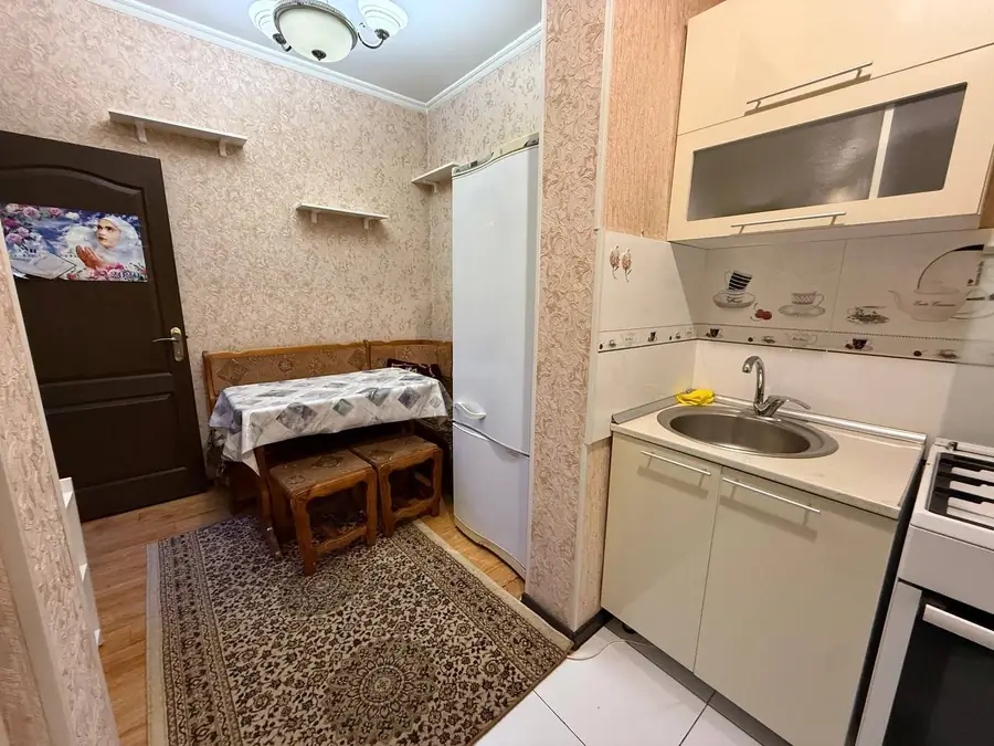 Продается 2-комнатная квартира − 50 м²