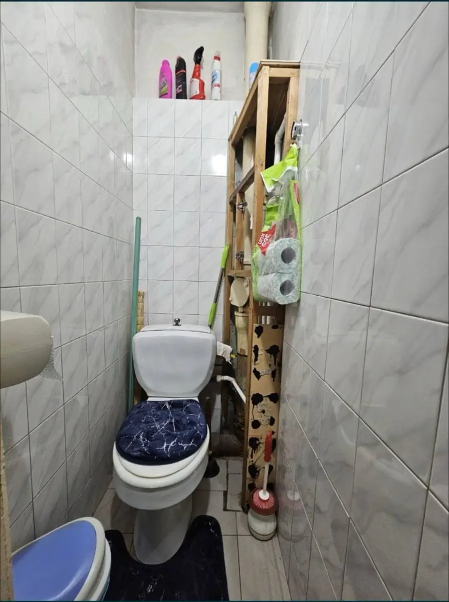 4 xonali kvartira sotiladi − 80 m²