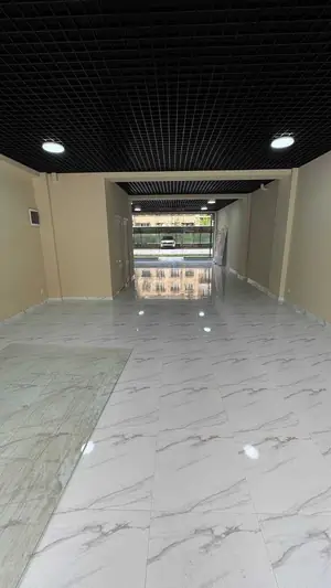Продается торговое помещение − 90 м²