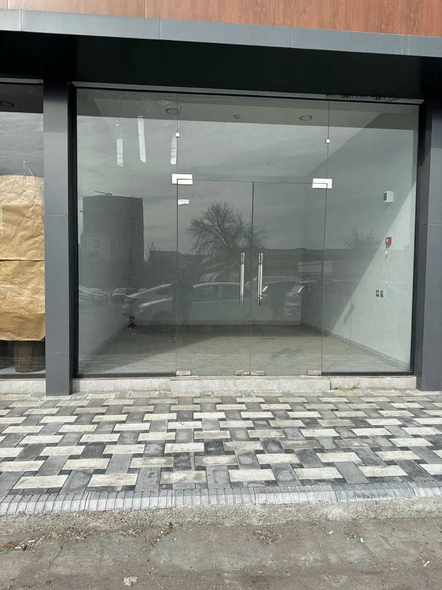 Savdo-sotiq maydoni − 20 m², 1/1 qavat
