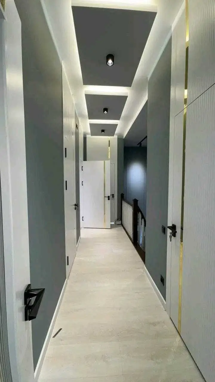 2-этажный дом − 180 м², 1.3 сот.