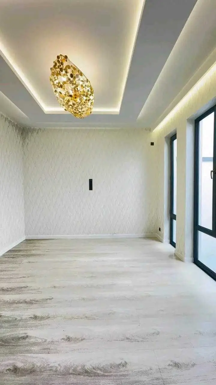 2-этажный дом − 180 м², 1.3 сот.