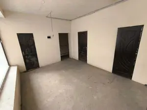 Savdo-sotiq maydoni − 208 m², 1/2 qavat