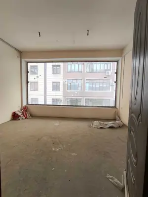 Сдается торговое помещение − 208 м²