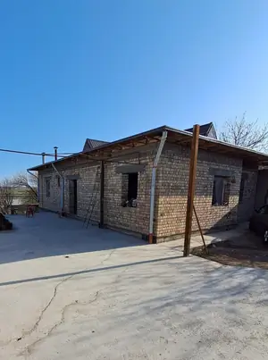 1 qavatli uy sotiladi − 145 m²