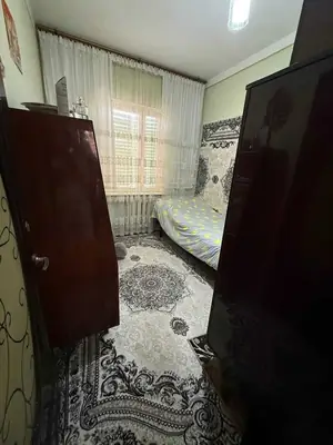 Продается Более 5-комнатная квартира − 87 м²