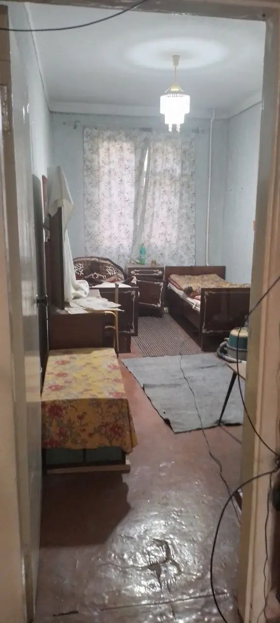 2-комнатная квартира − 47 м², 1/4 этаж