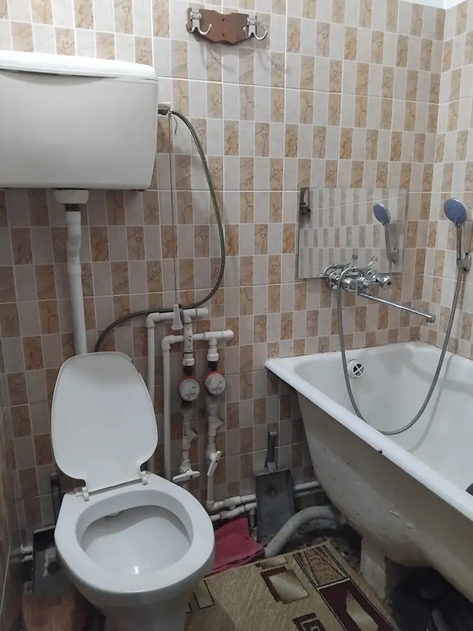 1 xonali kvartira sotiladi − 20 m²