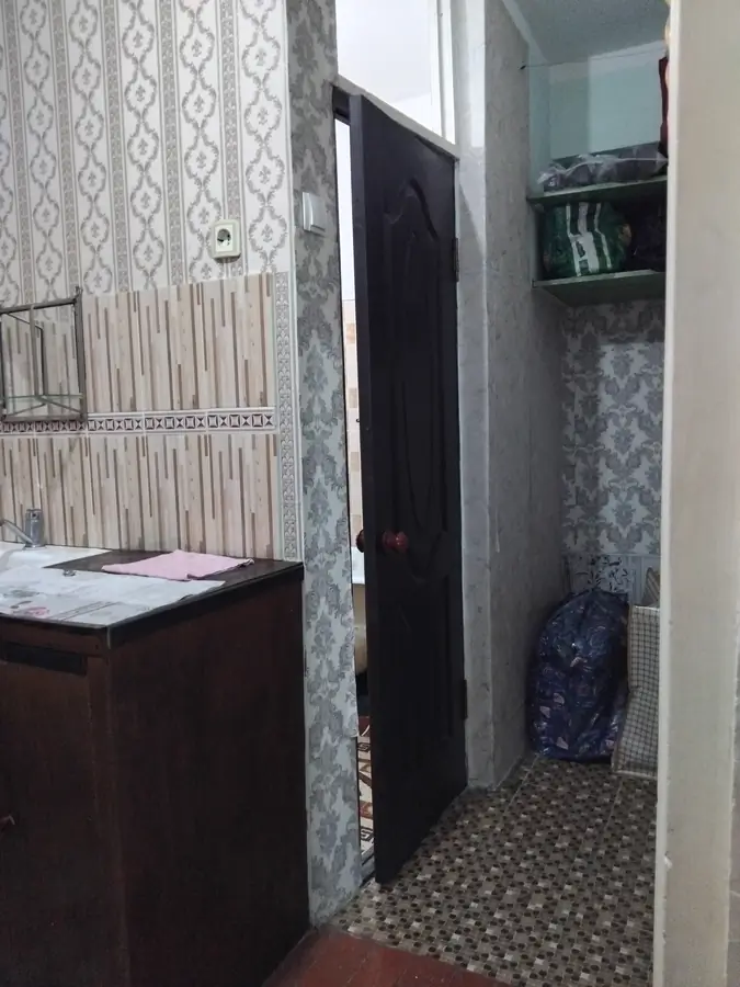 1 xonali kvartira sotiladi − 20 m²