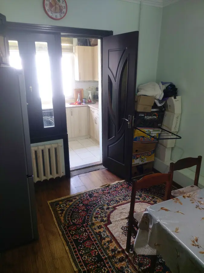 Продается 3-комнатная квартира − 80 м²