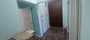 3 xonali kvartira sotiladi − 71 m²