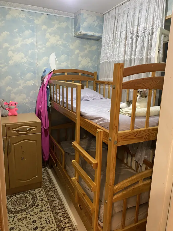 2 xonali kvartira sotiladi − 50 m²