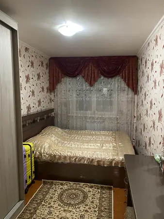 2-комнатная квартира − 50 м², 1/4 этаж