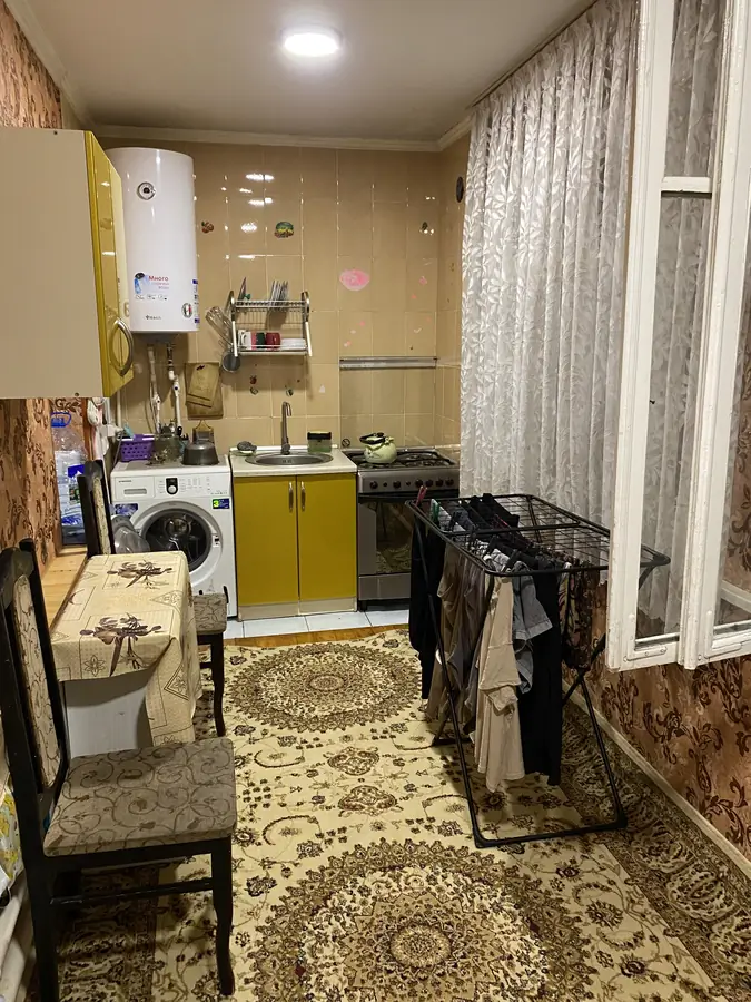 2 xonali kvartira sotiladi − 50 m²