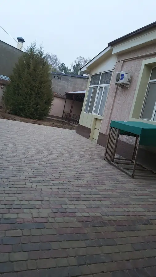 1-этажный дом − 167.8 м², 497 сот.