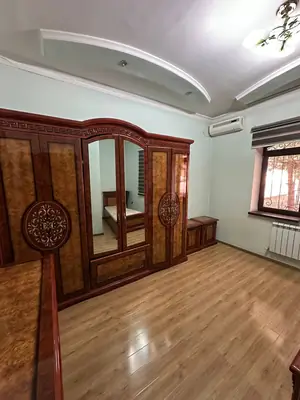 Сдается 1-этажный дом − 150 м²